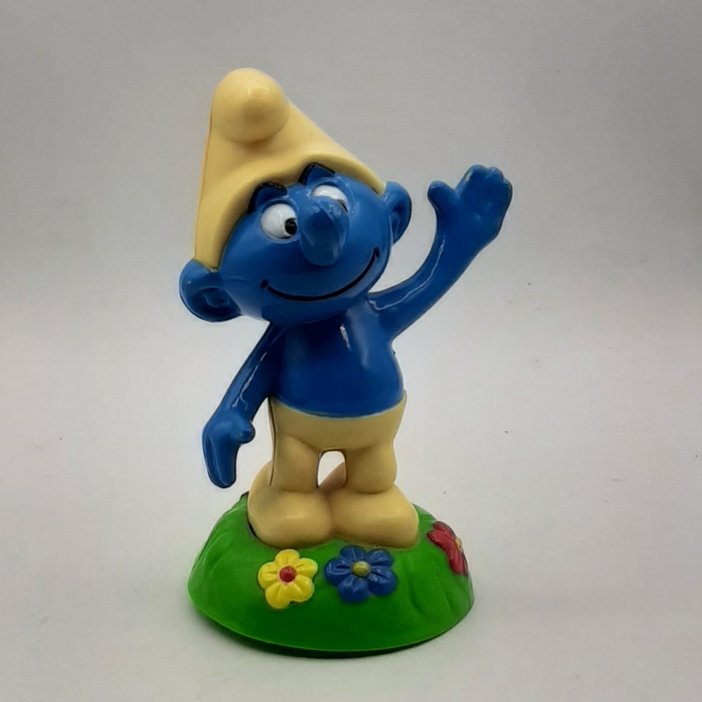 Vintage Peyo 1983 Blue Smurf Figure Suction Cup at Bottom Hong Kong 5 1/2" Tall